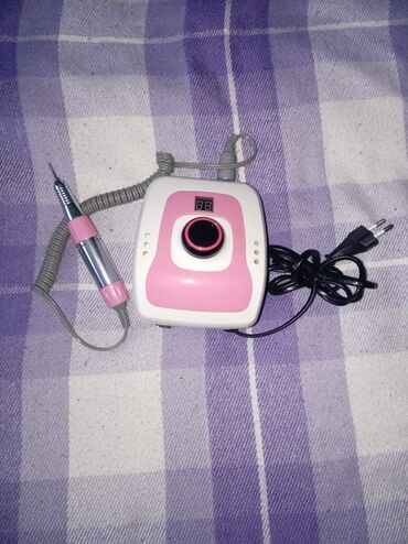 Manikür, pedikür aparatları: Manikür/Pedikür avadanlıqları dəsti Dəstdə olanlar: - TNL — 11