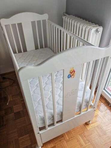 krevetac za bebe 5 u 1: Upotrebljenо, bоја - Bela
