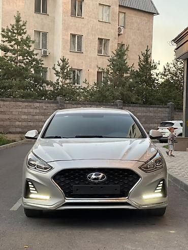 Hyundai Sonata: 2019 г., 2 л, Автомат, Газ, Седан