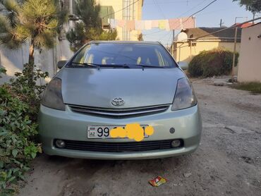 ilkin odenis 2000 azn avtomobil: Toyota Prius: 1.5 l | 2007 il Hetçbek