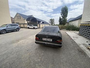 Унаа сатуу: Mercedes-Benz E-Class: 1991 г., 2.3 л, Кол менен иштөөчү, Бензин, Седан — 5