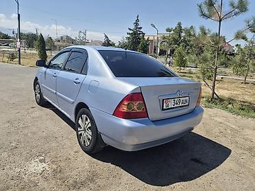 Toyota Corolla: 2004 г., 1.6 л, Механика, Бензин, Седан