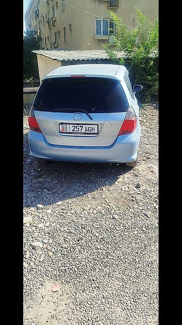 с номерами: Honda Jazz: 2007 г., Хэтчбэк — 1