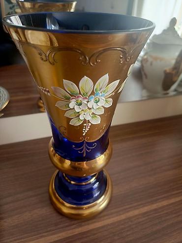 saxta baba geyimi: Bir vaza, Bogem şüşəsi — 1