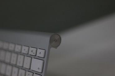macbook air ucuz: Apple Wireless Keyboard (A1255/A1314 seriyası) – Bluetooth klaviatura — 3