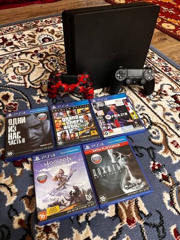 Nintendo Switch: Sony playstation 4 slim 1TB. Mukemmel veziyyetdedir. Evde isledilib