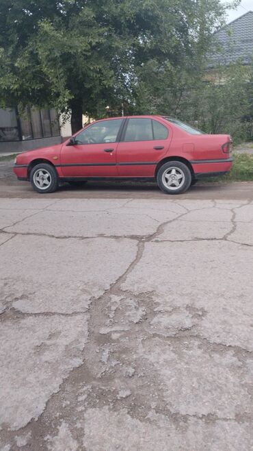 набор ключей фото: Nissan Primera: 1992 г., 2 л, Механика, Дизель, Седан