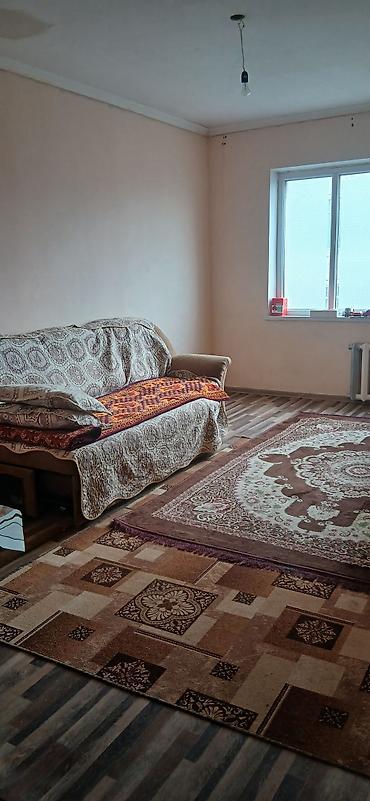 Батирлерди сатуу: 2 бөлмө, 52 м², 106-серия жакшыртылган, 3 кабат, Эски ремонт — 1