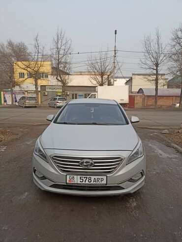 Легковой транспорт: Сдаю в аренду: Легковое авто
