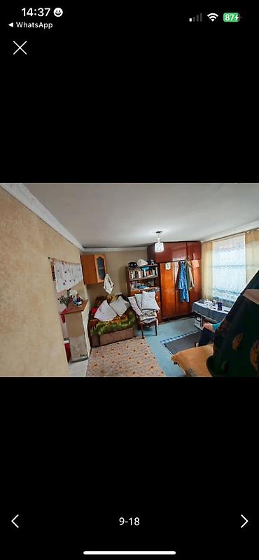 терассой: Участок 4,85 соток Дом. Саман, кирпич. 4 комнаты, две кухни. 93 кв. м — 3