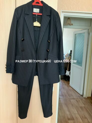 костюмчик: Продаются б/у брючные костюмы Премиум класса в отличном состоянии