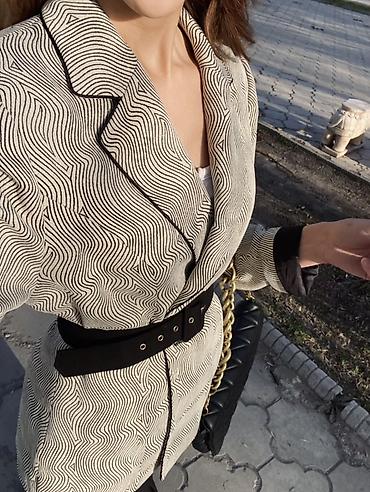 pull bear: Жакет ROZA с графичным узором - Цвет: бежевый с чёрным волнообразным — 1
