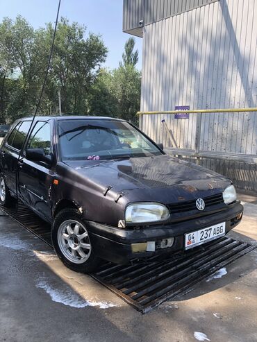 авто в рассрочку бишкеке: Volkswagen Golf: 1993 г., 1.6 л, Механика, Бензин, Хетчбек