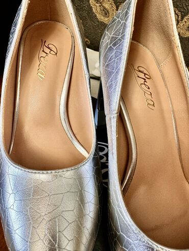 Туфли: Срочно! Женские нарядные туфли серебристого цвета, размер 36. Новые — 5
