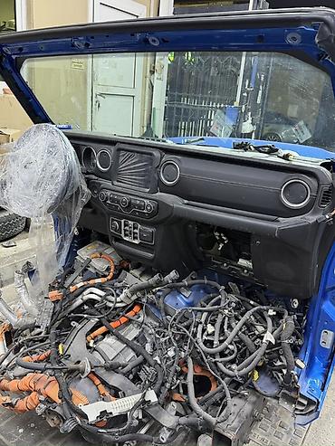 Другие детали кузова: Запчасти для Jeep Wrangler и Gladiator (оригинал, б/у с разборки) — 4