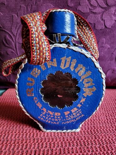 Čaše: Cutura vintaz,nova Jugoslavija. Cutura nema ostecenja. oblozena — 5