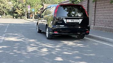 на хонда: Honda Stream: 2004 г., 1.7 л, Автомат, Бензин, Минивэн — 4