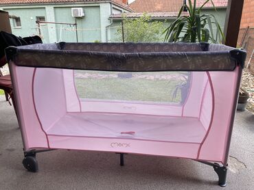 polovni sto i stolice za trpezariju: For girls, Used, color - Pink
