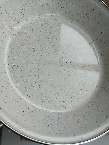 trex tea bih: Metalac emajlirani tiganj 24cm, kvalitetan.
Za sve vrste ringli — 3