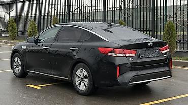 Kia: Kia K5: 2017 г., 2 л — 3