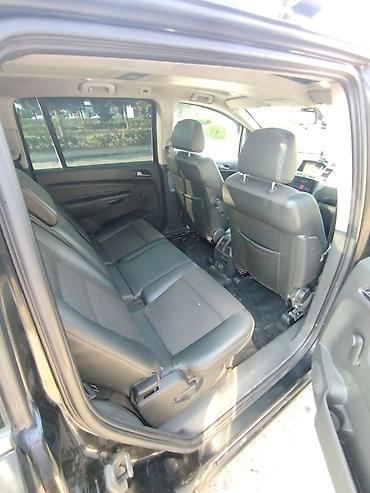 man sat: Opel Zafira: 1.9 l | 2005 il 518000 km Van/Minivan — 8