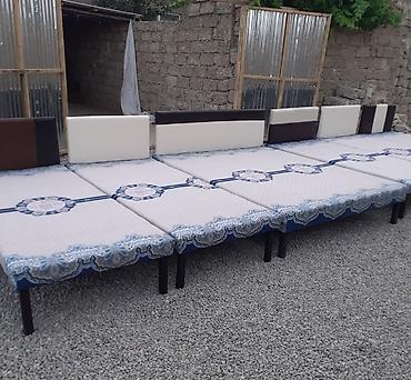 Çarpayı təzə Hazırı var Çatdırılma var 1 nəfərlik 50 manat 2 nəfərlik — 1