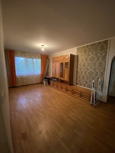 Продажа квартир: 2 комнаты, 44 м², 104 серия, 1 этаж, Старый ремонт