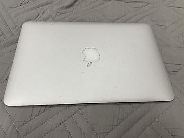 macos: Apple MacBook Air 11" - Корпус из алюминия, серебристый цвет - Экран — 1