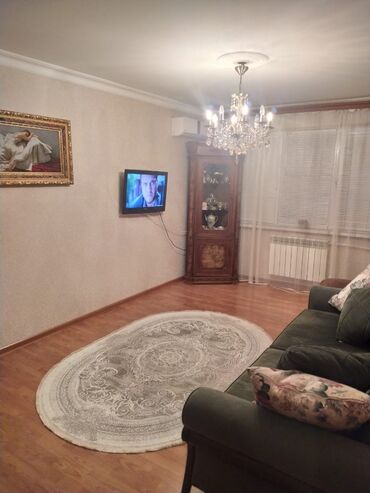 столовая в аренду в Азербайджан: Сдается квартира: 3 комнаты, 80 кв. м, Баку