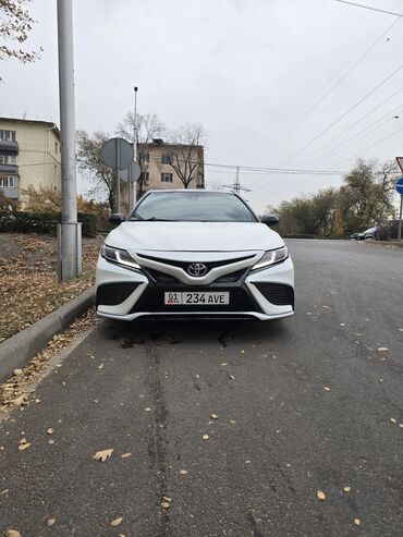 меняю на авто обмен: Toyota Camry: 2021 г., 2.5 л, Типтроник, Бензин, Седан