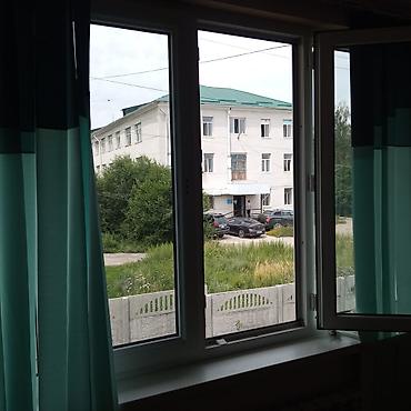 Продажа коттеджей и домов: В городе КАРАКОЛ рядом областной больницы Продаётся двухэтажный жилой — 14