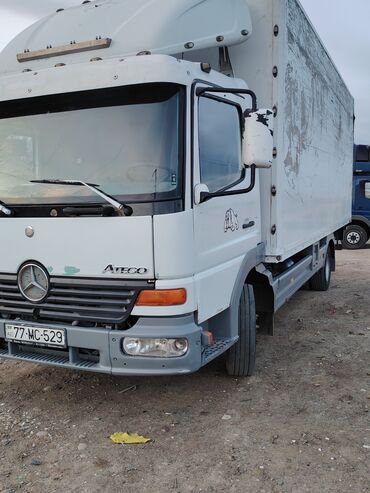 215 75 16 c: Mercedes-Benz Sprinter: 4.3 l | 1999 il