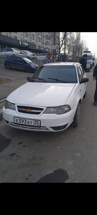 серва машина: Daewoo Nexia: 2010 г., 1.5 л, Механика, Бензин, Седан