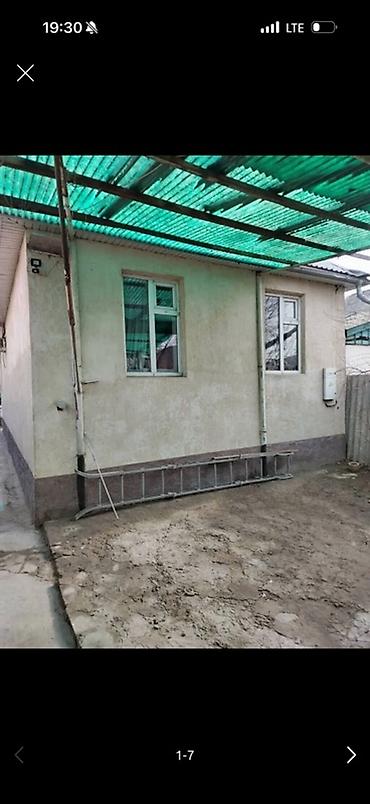 Үйлөрдү сатуу: 3 бөлмө, 55 м², 6 соток, Бишкек, Менчик ээси — 2