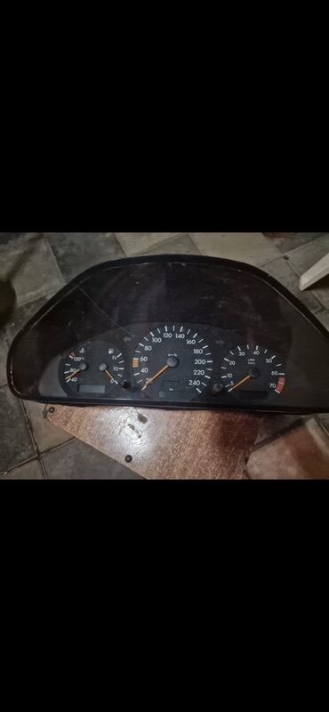 Qazanlar: Məhsul: Avtomobil üçün analoq cihazlar paneli (instrument klaster)