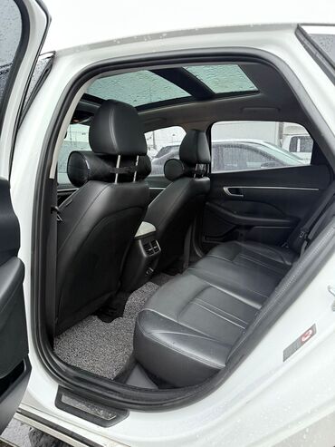 Hyundai: Hyundai Sonata: 2019 г., 2 л, Автомат, Газ, Седан — 15