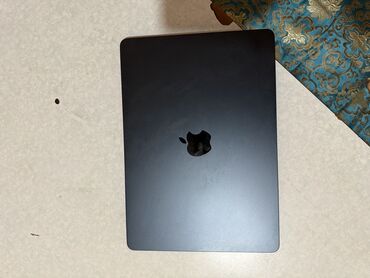 продать ноутбук в бишкеке: Ноутбук, Apple, 8 ГБ ОЗУ, 13.3 ", Б/у, Для работы, учебы