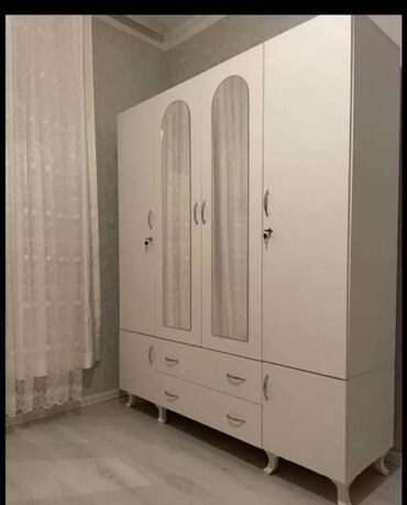 Dolablar: Açılan, 4 qapılı Düz dolab, Şifonyer — 2