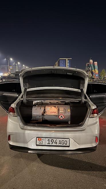 sonata uf: Hyundai Sonata: 2018 г., 2 л, Автомат, Газ, Седан — 7