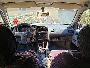 Volkswagen Passat: 1989 г., 1.8 л, Механика, Бензин, Универсал