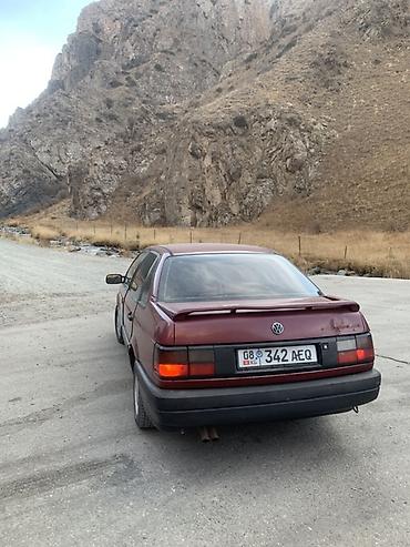 mini ev: Volkswagen Passat: 1990 г., 1.8 л, Механика, Бензин, Седан — 4