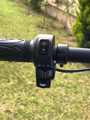 Elektrikli samokatlar: İşlənmiş Elektrik samokat 12", 501 - 750 Vt, 36 - 45 km/s, Ünvandan götürmə — 5