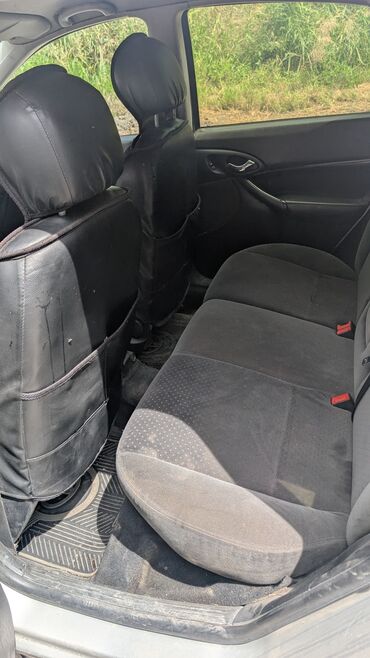 Ford: Ford Focus: 2002 г., 1.8 л, Механика, Дизель, Хэтчбэк — 7