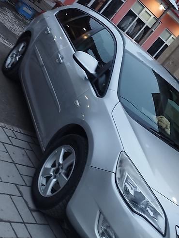 Opel: Opel Astra: 1.4 l | 2011 il 24221 km Universal — 14