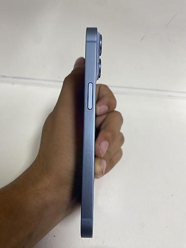 Apple iPhone: IPhone 13, Б/у, 128 ГБ, Голубой, Кабель, 79 % — 10