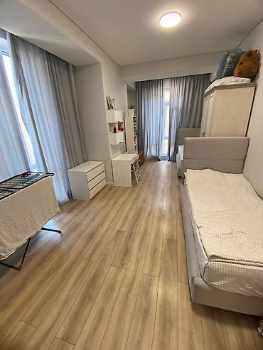 жилой квартира: 3 комнаты, 105 м², ЖД вокзал 8 этаж — 4