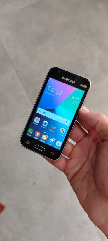 samsung j1 2016 qiymeti: Samsung Galaxy J1 Mini, rəng - Qara