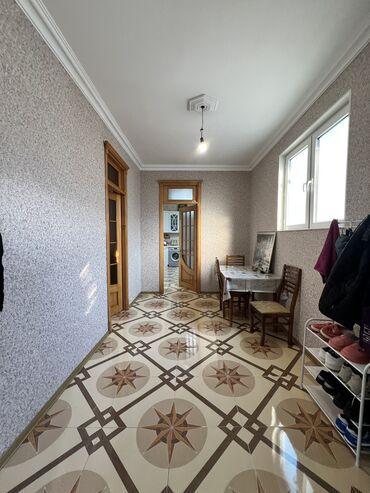 Həyət evləri və villaların satışı: Binəqədi qəs. 3 otaqlı, 130 kv. m — 6