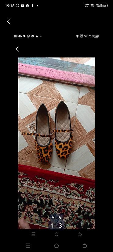qizilin alisi: **Trendyoldan almisam.38-39 razmerdi.geyinilmeyib,yenidir.** — 3