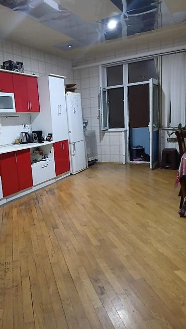 Daşınmaz əmlak: Xətai metrosunun yani 3 otaq kirayə verilir yeni tikili — 3